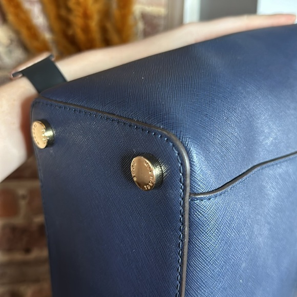 Michael Kors Ciara Navy Tote - Picture 16 of 17